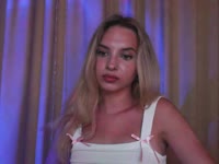 Hello everyone, my name is Julia, I really want to spend time with you, I
