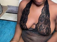 Charming and sparkling BLACK AFRICAN woman here to offer you unique and unforgettable moments. I love the sweetness of meaningful exchanges, passionate conversations, and creating a connection that takes us to a world where we can escape together.