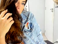 I’m feminine, confident and present. I like when things unfold slowly and naturally. If you enjoy attention and subtle tension, you’ll feel at home with me.....