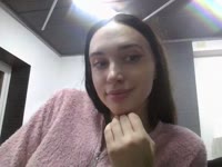 I am a curious and positive girl who loves new experiences, good conversations and fun moments. I enjoy yoga, games and exploring creative ideas.