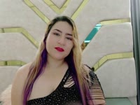 Me encanta la seducción, hacer el amor con deseo viendo como pones esa polla dura con solo mirar mi cuerpo y como te seduzco, amo la mamada y la penetracion profunda
