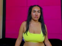 Hello, my name is Sammy, I am a university girl who lives in Colombia, I am a tender girl and a little shy but I like to be a little daring in privacy, I am open-minded and I am willing to explore new things in the sexual environment, I will be delighted to meet you and for you to know me, we will have an incredible time together