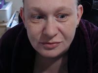 I am a young pretty woman.
I like music.
I think he