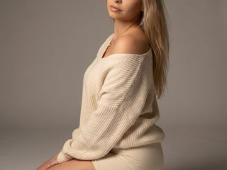 hot strip tease web cam EmmaRobertson