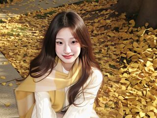 camslut showing tits MoleSon