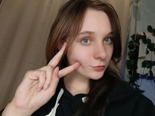 free webcam video ChrystalNoury