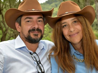 adult cam couple show AlexeSofia