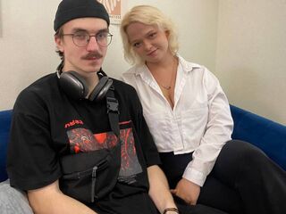 live chatroom sex FinnandAria