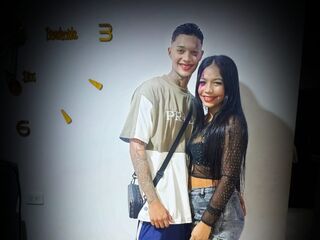 sexwebcam YuleimysAndAlex