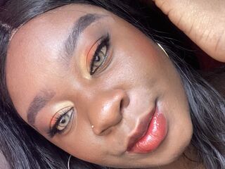 leather fetish chatroom YaraGwen