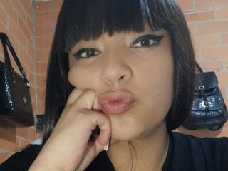 hot chatroom AhryGray