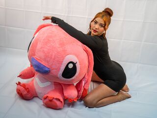 camgirl fingering pussy AimeStone