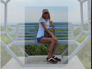 hot camwhore Akhisha