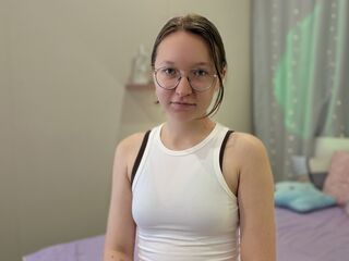 nude webcam AliceBass