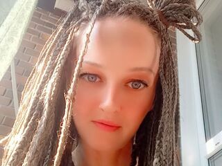 beautiful girlcam AliseThompson