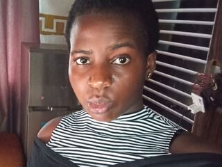 hot naked camgirl AlvyBibian