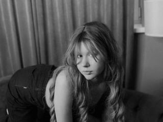 adult cam AmmyHoney