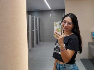 free chatroom AnitMiller