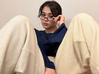 fingering webcam girl AshleyHaze