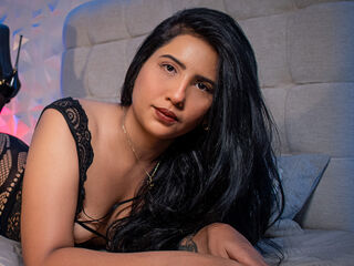 camgirl shaving pussy AshleyRoxe