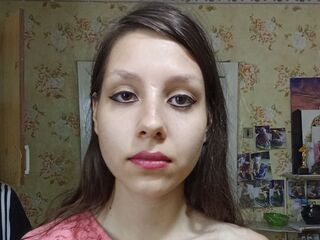 live webcam model BelindaPitney