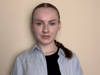 cam girl showing pussy BettyannGrenon