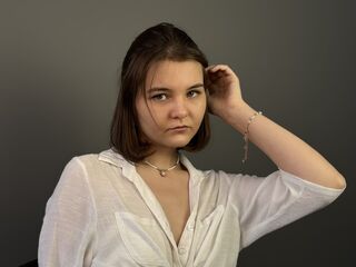 cam girl spreading pussy CaritaMattox