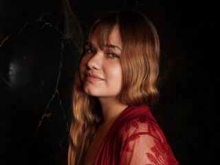 girl CharlotBlonde