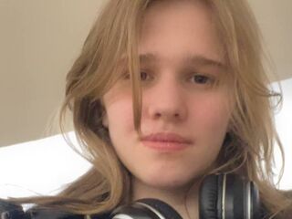 striptease cam ChristieDemaline