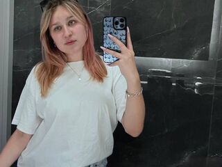 camwhore nude ChuFlorendo