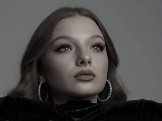 camgirl picture CreolaScheidler