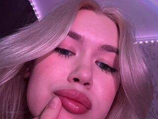 closeup pussy web cam CrystalWest