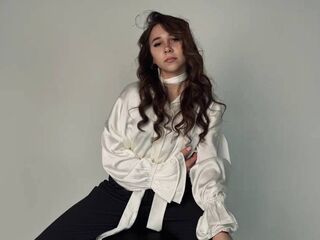 naked cam chatroom DayleJageman