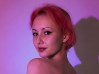 camslut topless ElanaHelfert