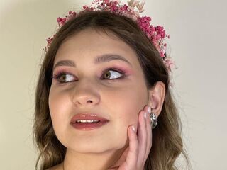 camgirl video chat room ElleEllise