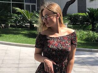 hot girl cam video EmileeBeyale