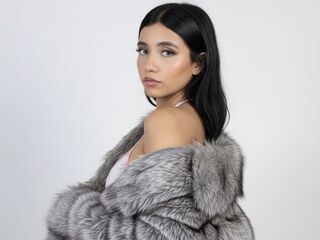 live webcam model EmyDilucas