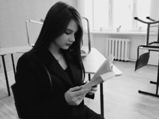 live striptease EnricaElis