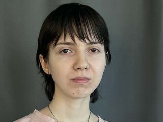 camgirl showing tits EsterSugimoto