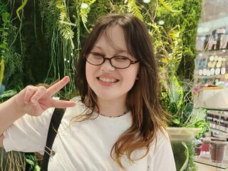 camgirl live FayLawley