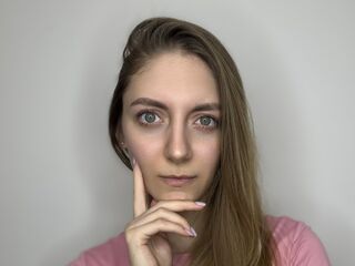 erotic cam GenevaAndrode