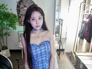 camwhore masturbating with vibrator JennaLena