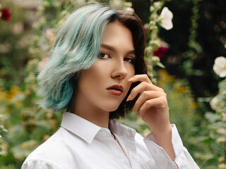 naked girl with webcam JessieLee