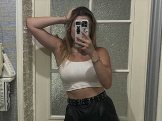 girl chat room JulioSaberi