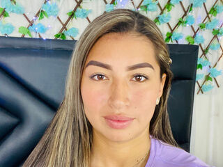web cam chat KaatheAdams