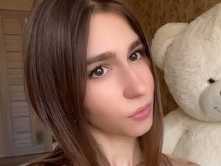 camslut KarieChuong