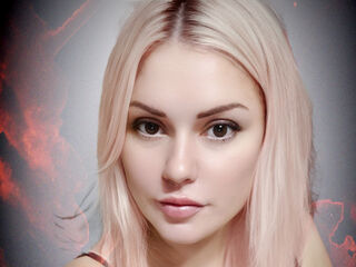 sex webcam chatroom KarinaEvani