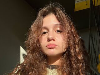 cam girl masturbating with dildo KarlenePaiva