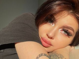 camgirl fingering pussy KarolinaKaren