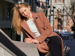 adult cam KaterineKoen